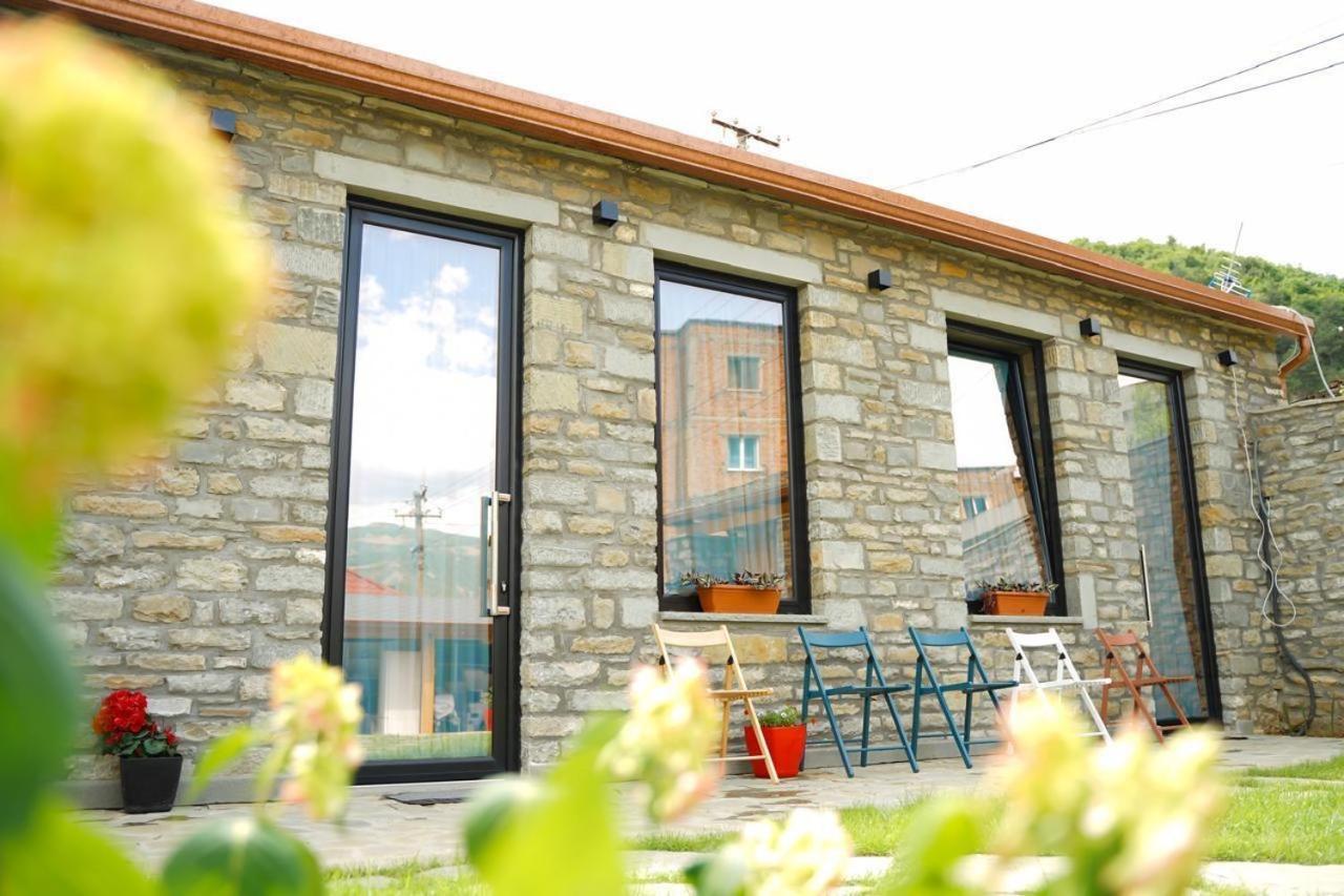 Gogo Moustache Guest House Përmet Exterior foto